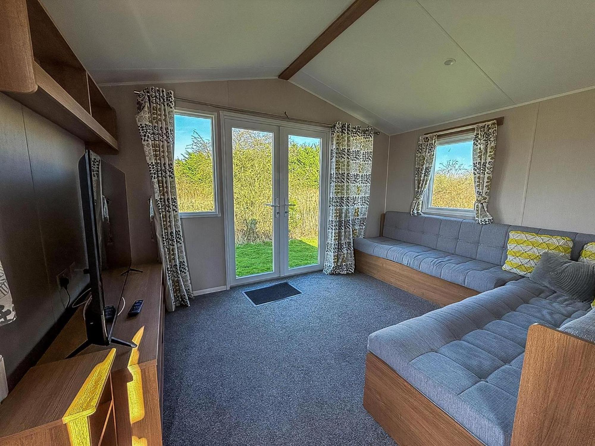 Lovely 8 Berth Caravan In Southview Holiday Park, Ref 33042Tc Skegness Extérieur photo