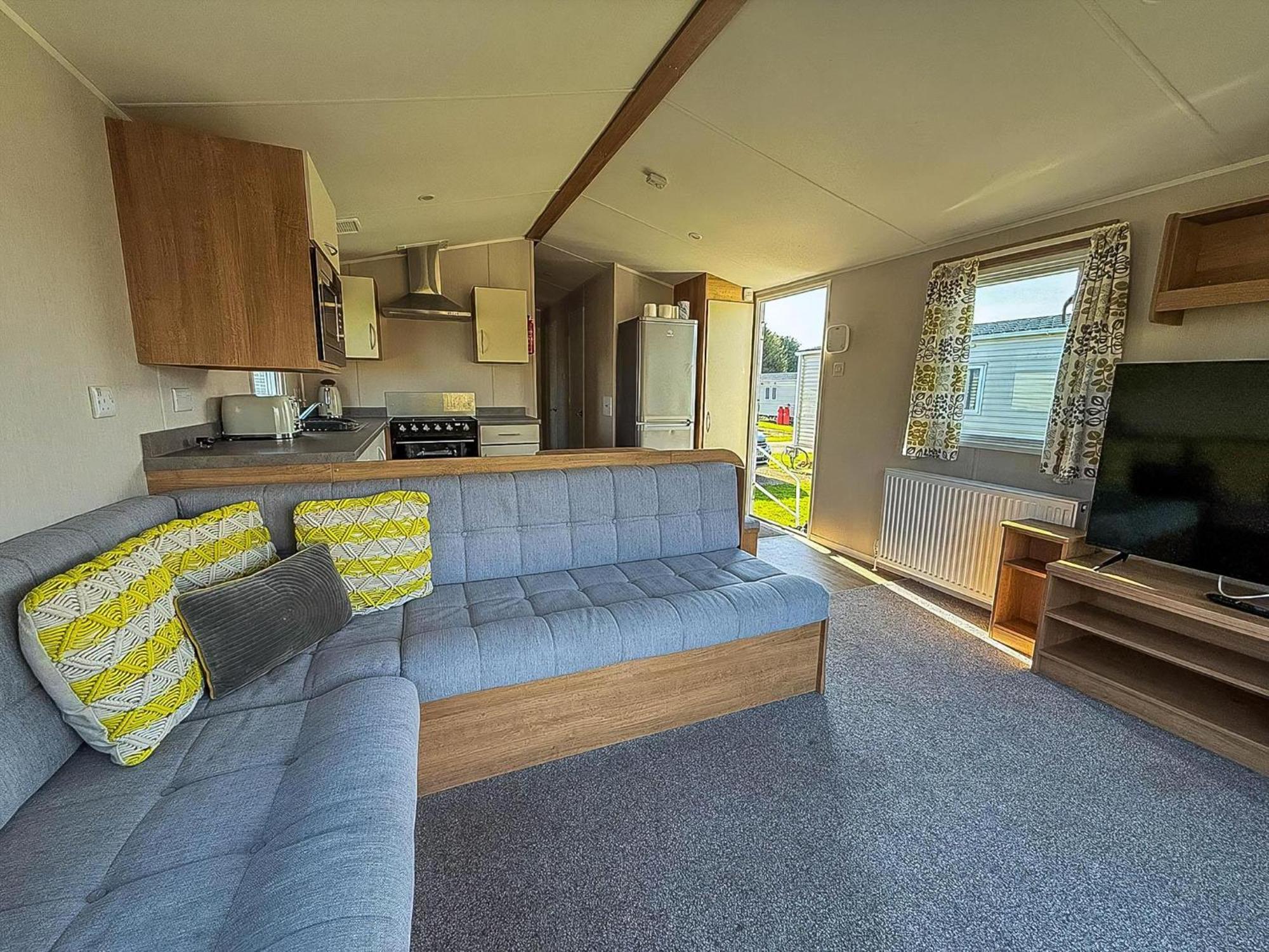 Lovely 8 Berth Caravan In Southview Holiday Park, Ref 33042Tc Skegness Extérieur photo